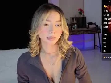 Freechat amelieaxie on Chaturbate