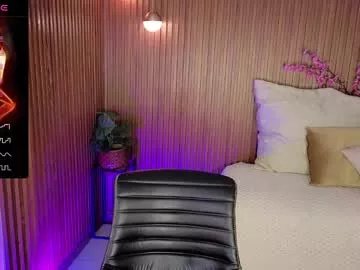 Freechat amelieaxie on Chaturbate