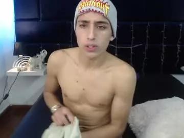 ander_012 on Chaturbate