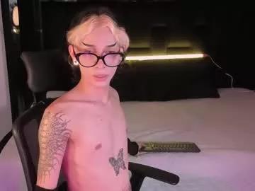 andywiills on Chaturbate