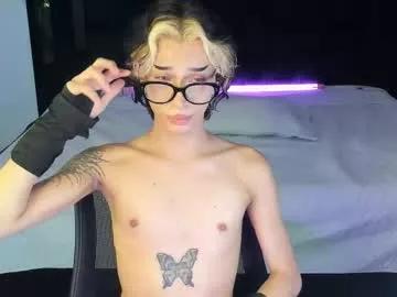 andywiills on Chaturbate