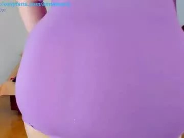 Freechat annemariy on Chaturbate