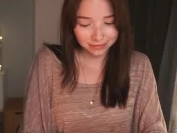 Freechat anntics_ on Chaturbate