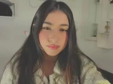 anyeluz_z on Chaturbate