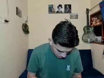 ares_johnsonn on Chaturbate