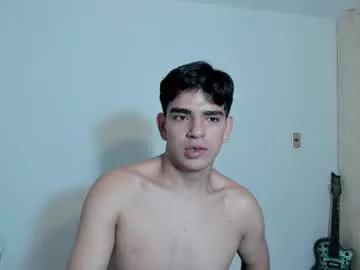 ares_johnsonn on Chaturbate
