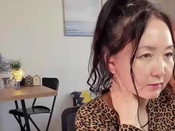 Freechat avroraromance on Chaturbate