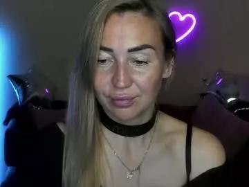 ay_kiss_jully on Chaturbate