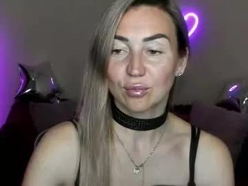 ay_kiss_jully on Chaturbate