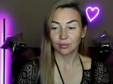 ay_kiss_jully on Chaturbate