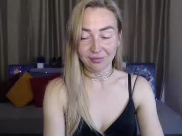ay_kiss_jully on Chaturbate