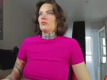 babyjustbomb on Chaturbate