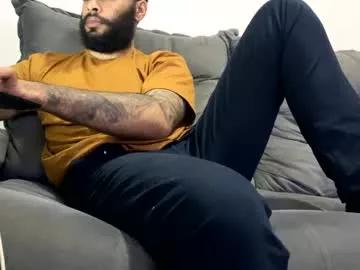 beardmax on Chaturbate