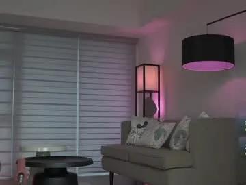 Freechat belle_adrienne on Chaturbate