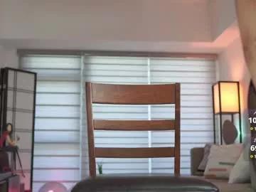 Freechat belle_adrienne on Chaturbate