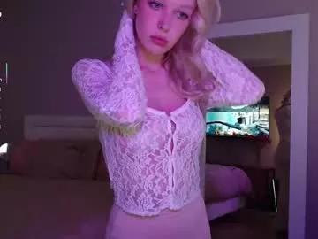 bellean_blare on Chaturbate