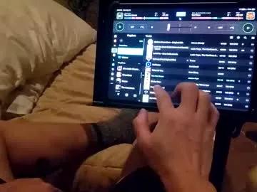 Freechat bentpilot on Chaturbate