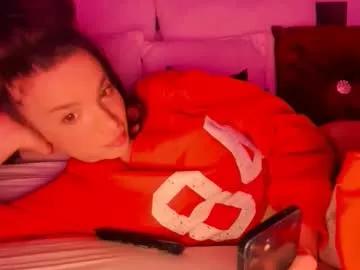 bigdicktrannynicole on Chaturbate