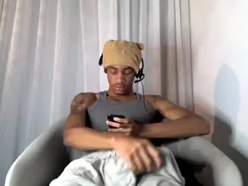 Freechat blackbulltitus on Chaturbate