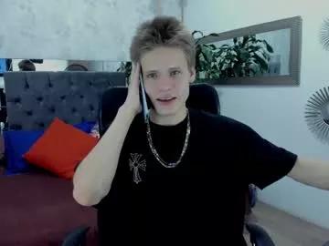 blondie_lover69 on Chaturbate 