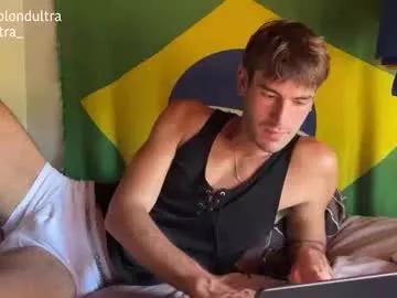 Freechat blondultra on Chaturbate