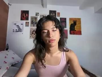 Freechat bloomingbella on Chaturbate