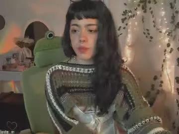 Freechat blushing_nymph on Chaturbate