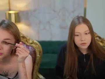 Freechat bright_diamonds_054 on Chaturbate