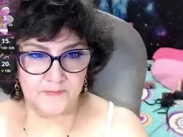 cataleya_mom_ on Chaturbate