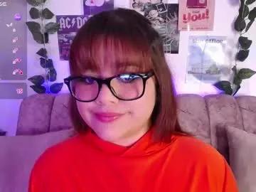 chaarlotte_1 on Chaturbate
