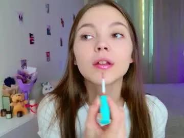 charming_bliss on Chaturbate