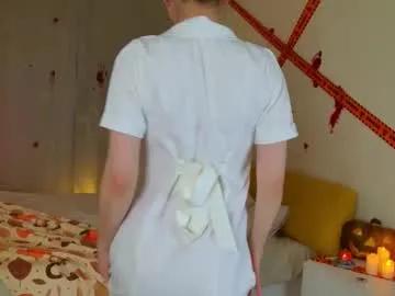 charming_bliss on Chaturbate