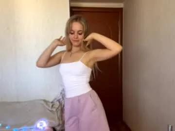 Freechat chayashortle on Chaturbate