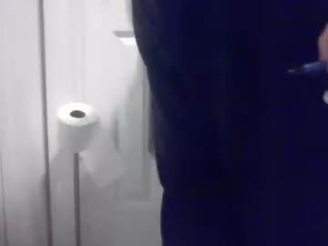 crystalizzzee on Chaturbate