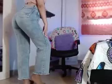 crystalvans on Chaturbate