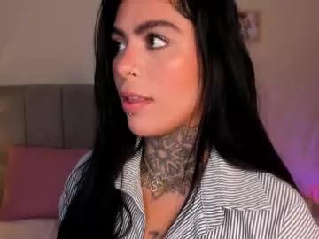 curvyliciouss on Chaturbate