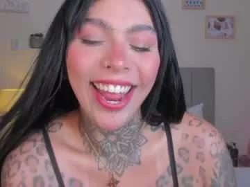 curvyliciouss on Chaturbate