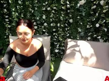 Freechat dariaa_doll on Chaturbate