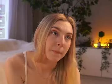 darlinechapel on Chaturbate 