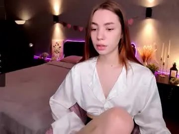 Freechat dollypully on Chaturbate