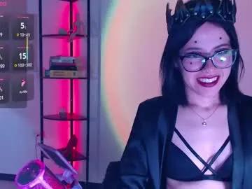 domgiirl on Chaturbate