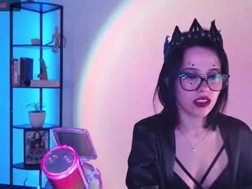 domgiirl on Chaturbate