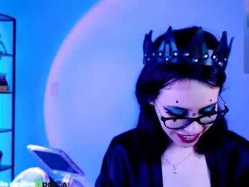 domgiirl on Chaturbate