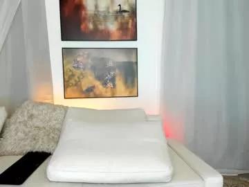 Freechat dulceys on Chaturbate