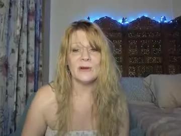 Freechat emberpheonixxx on Chaturbate