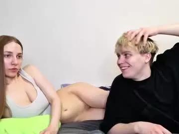 Freechat emily_and_ilumi on Chaturbate