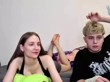 Freechat emily_and_ilumi on Chaturbate