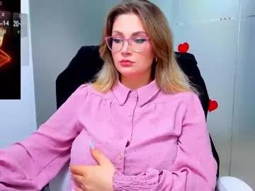 evelyne_rose on Chaturbate