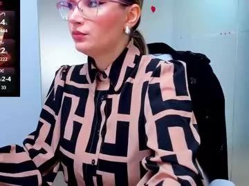 evelyne_rose on Chaturbate