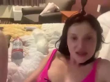 Freechat fantasycreampuff666 on Chaturbate